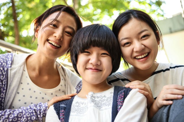 Án mạng học đường (Thread Of Lies 2014)