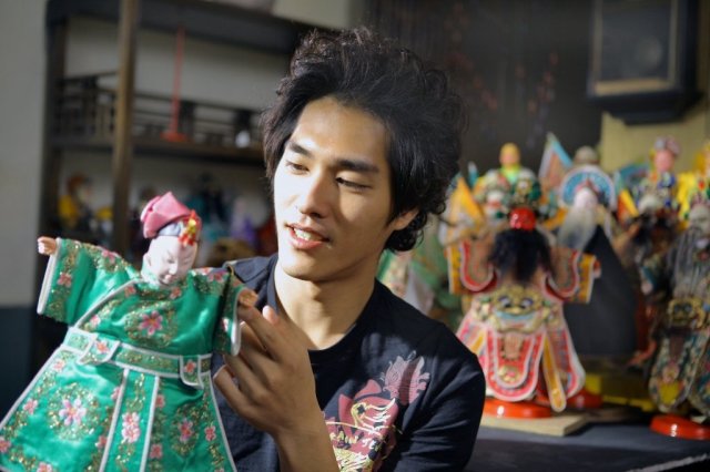 Anh Hùng Chợ Đêm (Night Market Hero 2011)