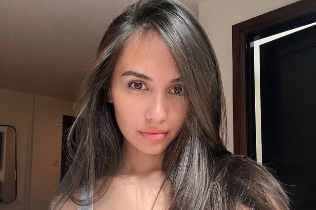 Bạn gái AI (AI Girlfriend 2018)