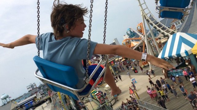 Bản Sonata Ánh Trăng: Ba Chương Về Chứng Điếc (Moonlight Sonata: Deafness in Three Movements 2019)