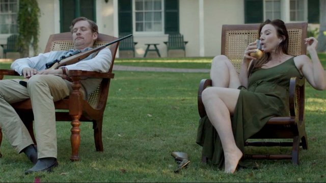 Bẫy Ngầm (Beneath Us 2020)