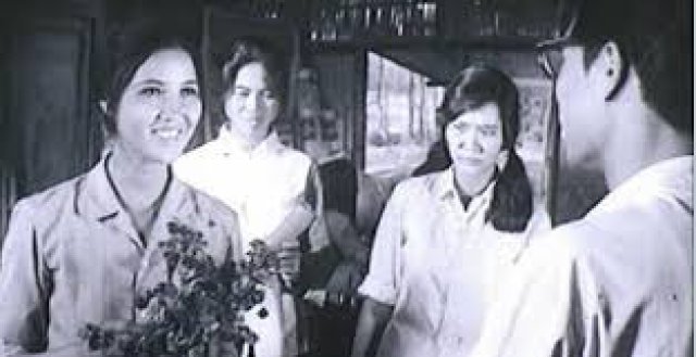 Bình Minh Xôn Xao (Bình Minh Xôn Xao 1977)