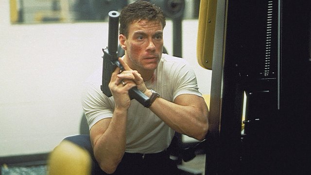 Cái chết bất ngờ (Sudden Death 1995)