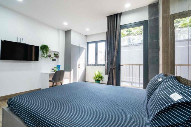 Căn hộ điên (Crazy Apartment 2018)