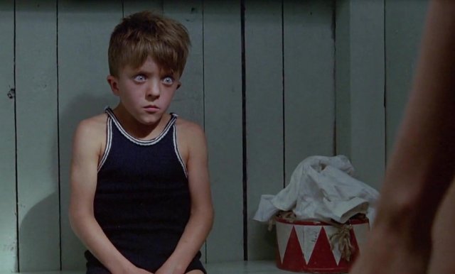 Chiếc Trống Thiếc (The Tin Drum 1979)