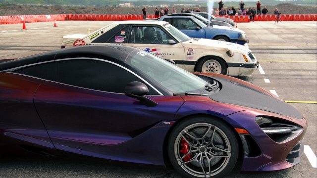 Chiếc xe hơi nhanh nhất (Phần 1) (Fastest Car (Season 1) 2018)