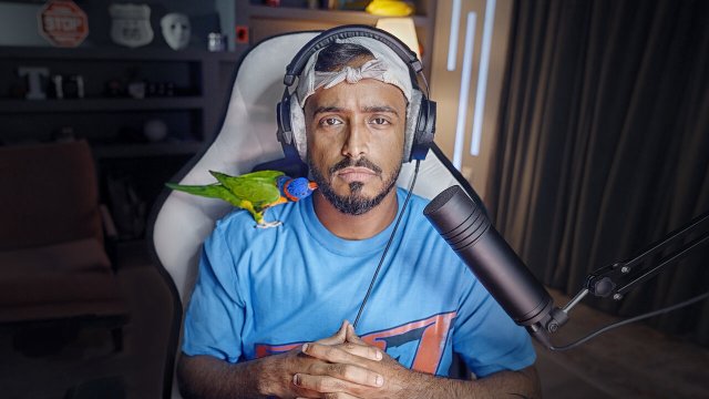 Chiếc xe hơi nhanh nhất trên sa mạc (The Fastest 2021)