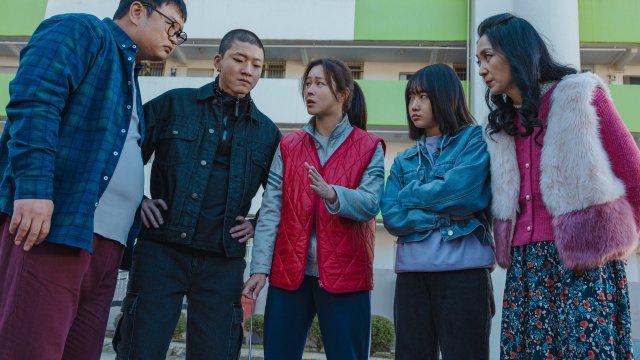 Chung Cư Oan Nghiệt (The Noisy Mansion 2025)