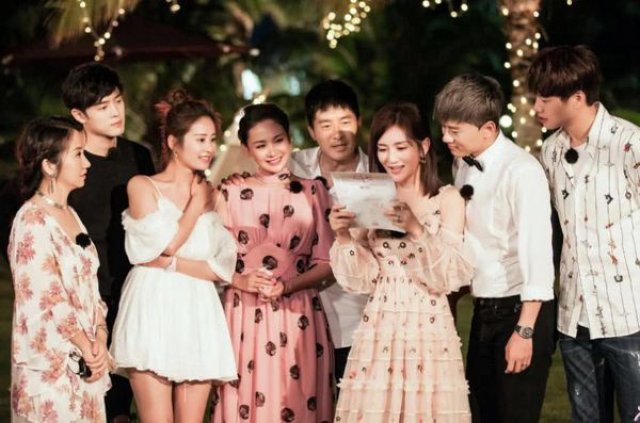 Chuyến Du Lịch Lãng Mạn Của Người Vợ (mùa 2) (Chuyến Du Lịch Lãng Mạn Của Người Vợ (mùa 2) 2019)