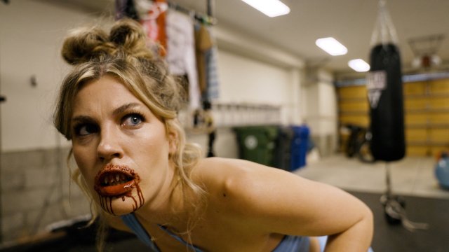 Cô Gái Cá Mập (Shark Girl 2024)