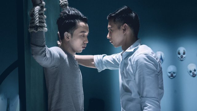 Con Ma Nhà Họ Vương (Never Trust a Stranger 2015)