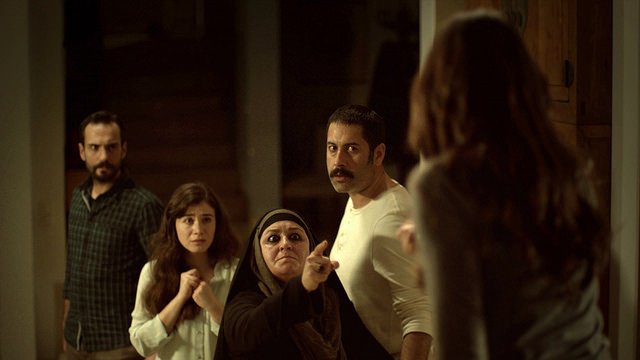 Dabbe 5: Lời nguyền quỷ dữ (Dabbe 5: Curse of the Jinn 2014)