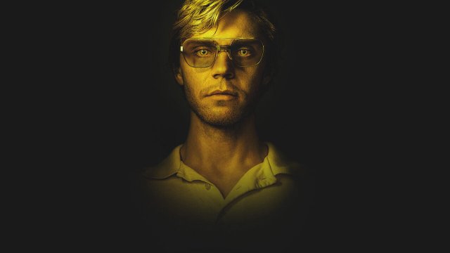 DAHMER (DAHMER 2022)