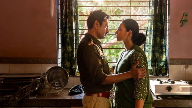 Đêm Cô Quạnh: Thảm Sát Gia Đình Bansal (Raat Akeli Hai: The Bansal Murders 2025)