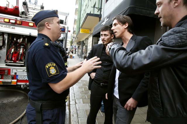 Đường Dây Nóng (Annika Bengtzon: Crime Reporter - Studio Sex 2012)