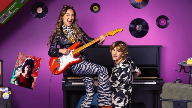 Erin và Aaron (Erin & Aaron 2023)