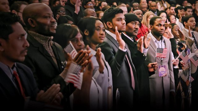 Giấc mơ Mỹ - Một, từ nhiều (Out of Many, One 2018)