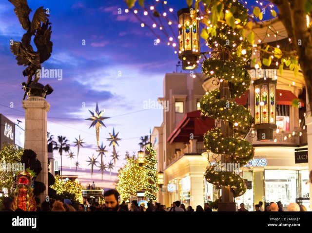 Giáng Sinh Ở Beverly Hills (Beverly Hills Christmas 2015)