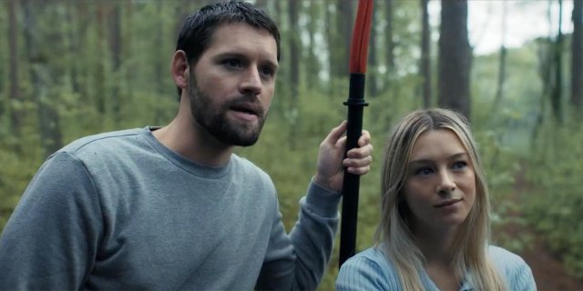 Hàng Xóm Ẩn Thân (The Good Neighbor 2016)