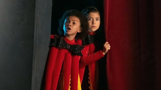 Ivy + Bean: Nhảy chẳng ngừng (Ivy + Bean: Doomed to Dance 2021)