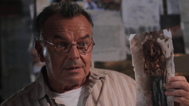 Khai Quật Tổ Quỷ (Digging Up the Marrow 2015)