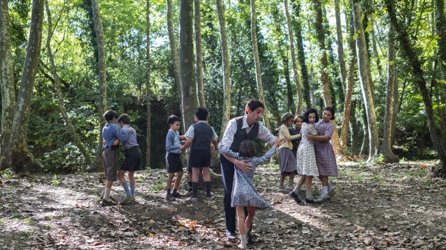 Lời Hứa Về Biển (The Teacher Who Promised the Sea 2023)