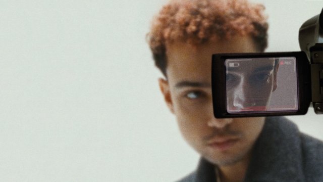 Mèo Vờn Chuột (Lurker 2025)