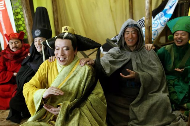 Mr. & Mrs. Incredible (Mr. & Mrs. Incredible 2011)