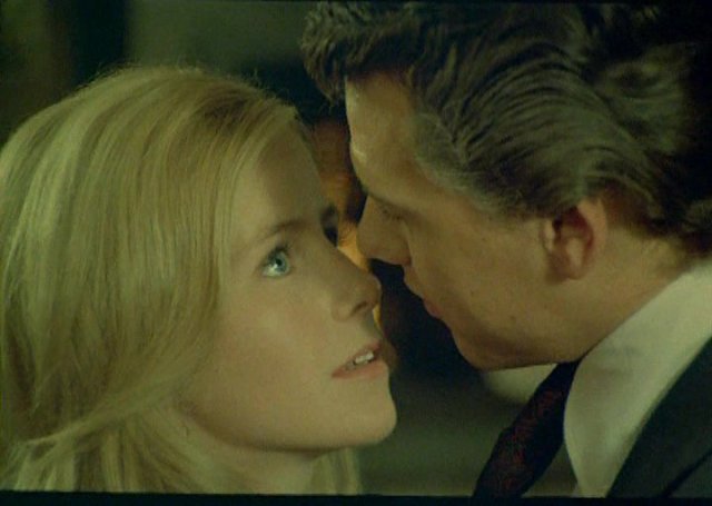 Nàng ham học hỏi (Flossie 1974)