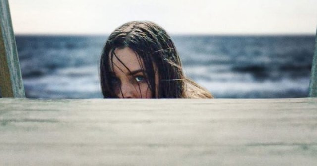 Ngôi nhà bãi biển (The Beach House 2019)