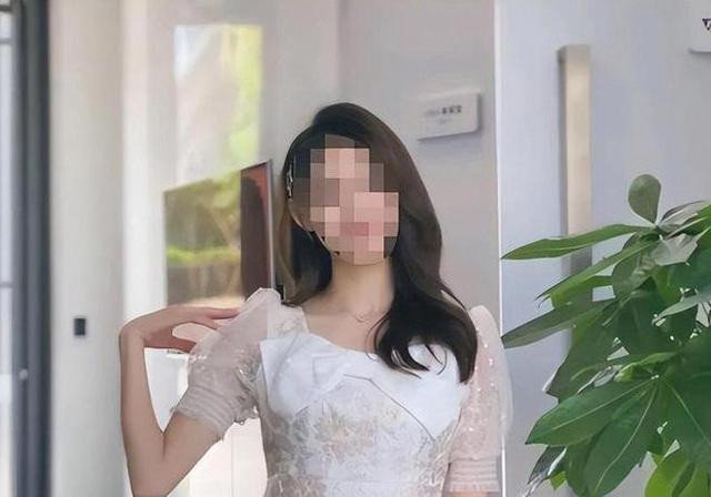 Người Vợ Cao Cả (몸빵녀 2022)