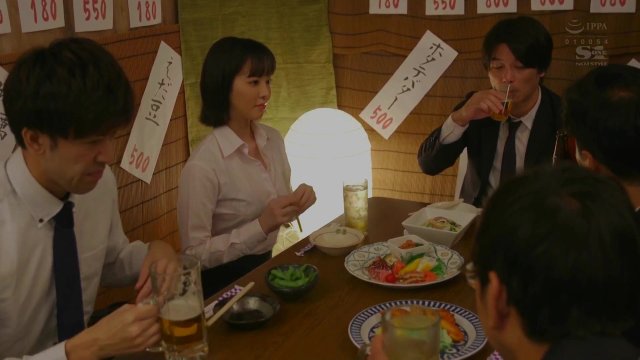 Nữ Nhân Viên Mới Xinh Đẹp (신입여사원 : 출장업무 2023)