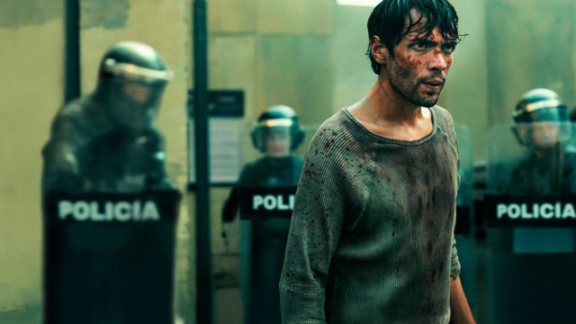 Phòng Giam 211 (Prison Cell 211 2025)