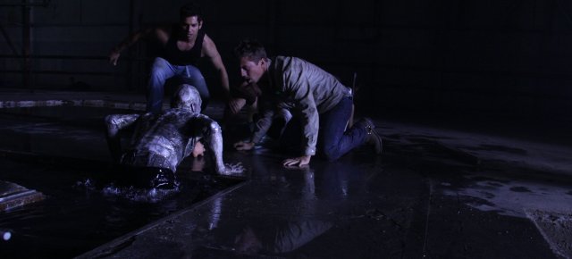 Quái Vật Dưới Lòng Đất ( Underground 2011)