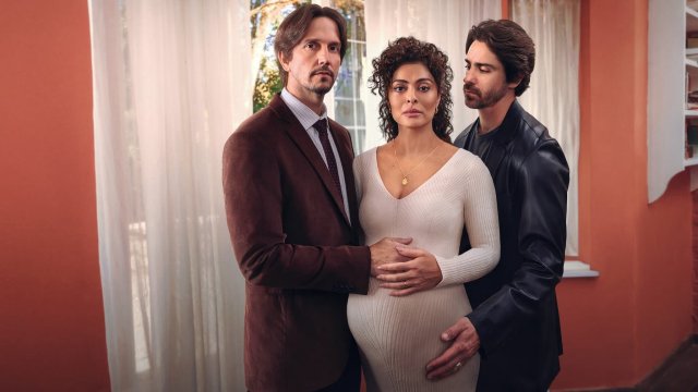 Tận cùng lừa dối (Desperate Lies 2024)