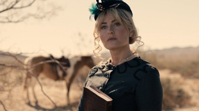 Thị Trấn Vô Pháp (Apache Junction 2021)