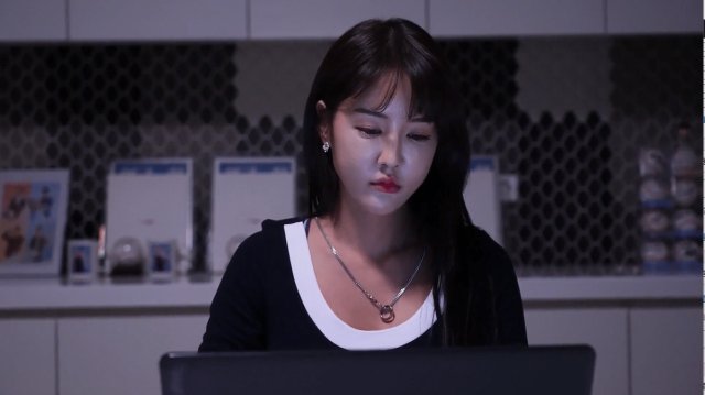 Tìm Kiếm Bạn Tình Trong Căn Phòng Bí Mật (사내정사2 : 욕망의 탕비실 2022)