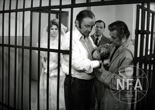 Tuyết (Tři nevinní)