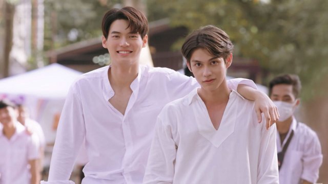Vì chúng ta vẫn là một đôi (Still 2gether 2020)