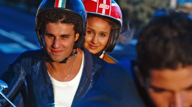 Vỏ Cứng, Lõi Mềm (Hard Shell, Soft Shell)