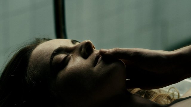 Xác Chết Trả Thù (The Corpse Of Anna Fritz 2015)