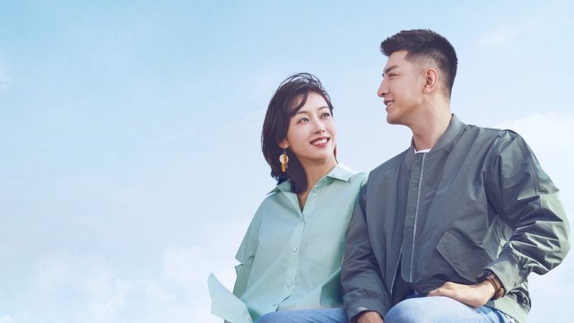 Yêu Sắc Xanh Biển Cả (Rose and Gun)
