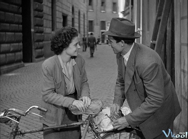 Xem Phim Kẻ Trộm Xe Đạp - Bicycle Thieves - Ahaphim.com - Ảnh 3