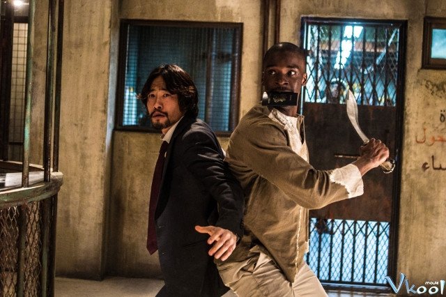 Siêu Trộm Chân Dài (Intimate Enemies 2015)