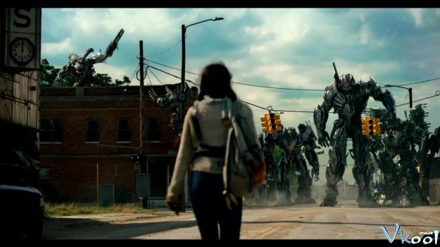 Xem Phim Robot Đại Chiến 5: Hiệp Sĩ Cuối Cùng - Transformers: The Last Knight - Ahaphim.com - Ảnh 3