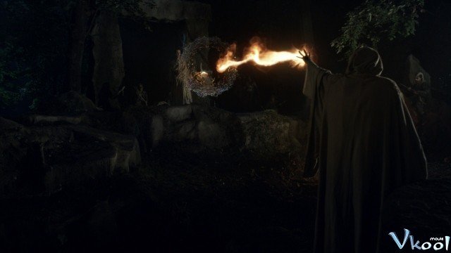 Xem Phim Trái Tim Rồng 3: Lời Nguyền - Dragonheart 3: The Sorcerer’s Curse - Ahaphim.com - Ảnh 4