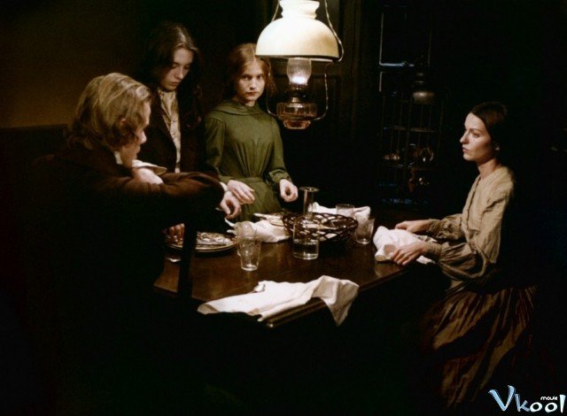 Xem Phim Chị Em Nhà Brontë - The Brontë Sisters - Ahaphim.com - Ảnh 3