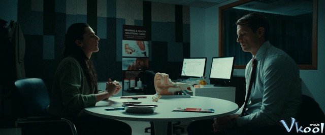 Thời Khắc Câm Lặng (The Silent Hour 2024)