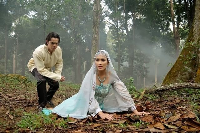 Xem Phim Ma Nữ - Penanggal: The Curse Of The Malayan Vampire - Ahaphim.com - Ảnh 3