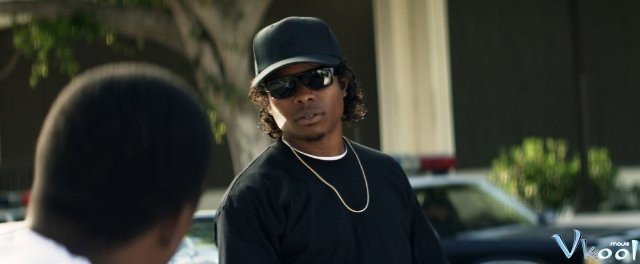 Xem Phim Ban Nhạc Rap Huyền Thoại - Straight Outta Compton - Ahaphim.com - Ảnh 4